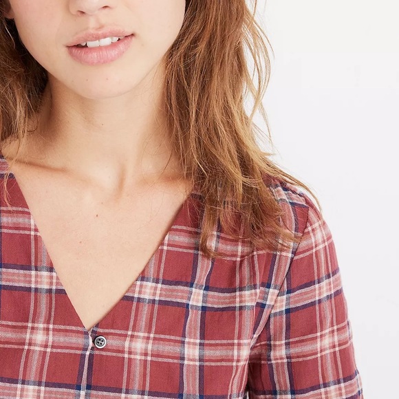 Madewell V-Neck Button-Down Shirt in Stratfield Plaid Size Small - Picture 5 of 13